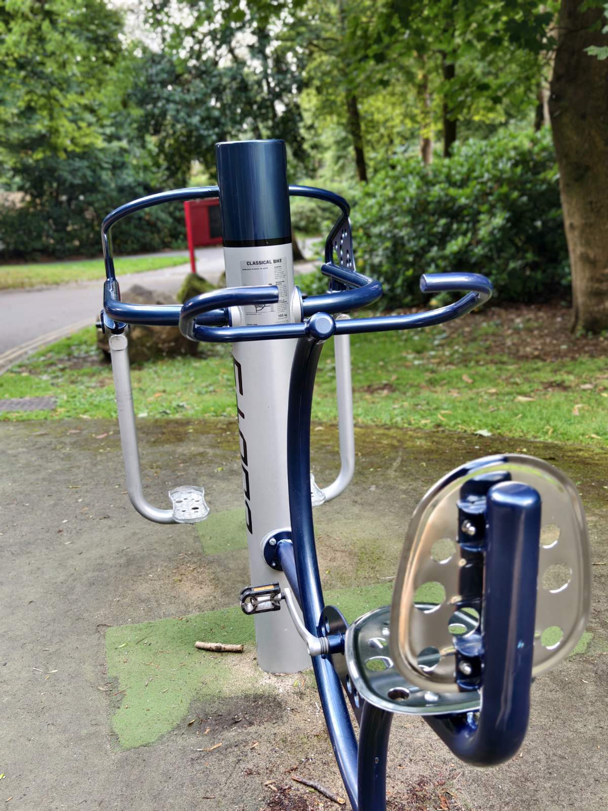 queens-park-bolton-outdoor-gym-4